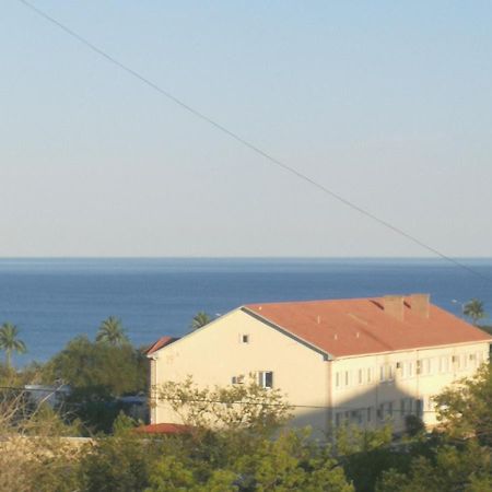 דירות אקטאו Flat at the seafront מראה חיצוני תמונה